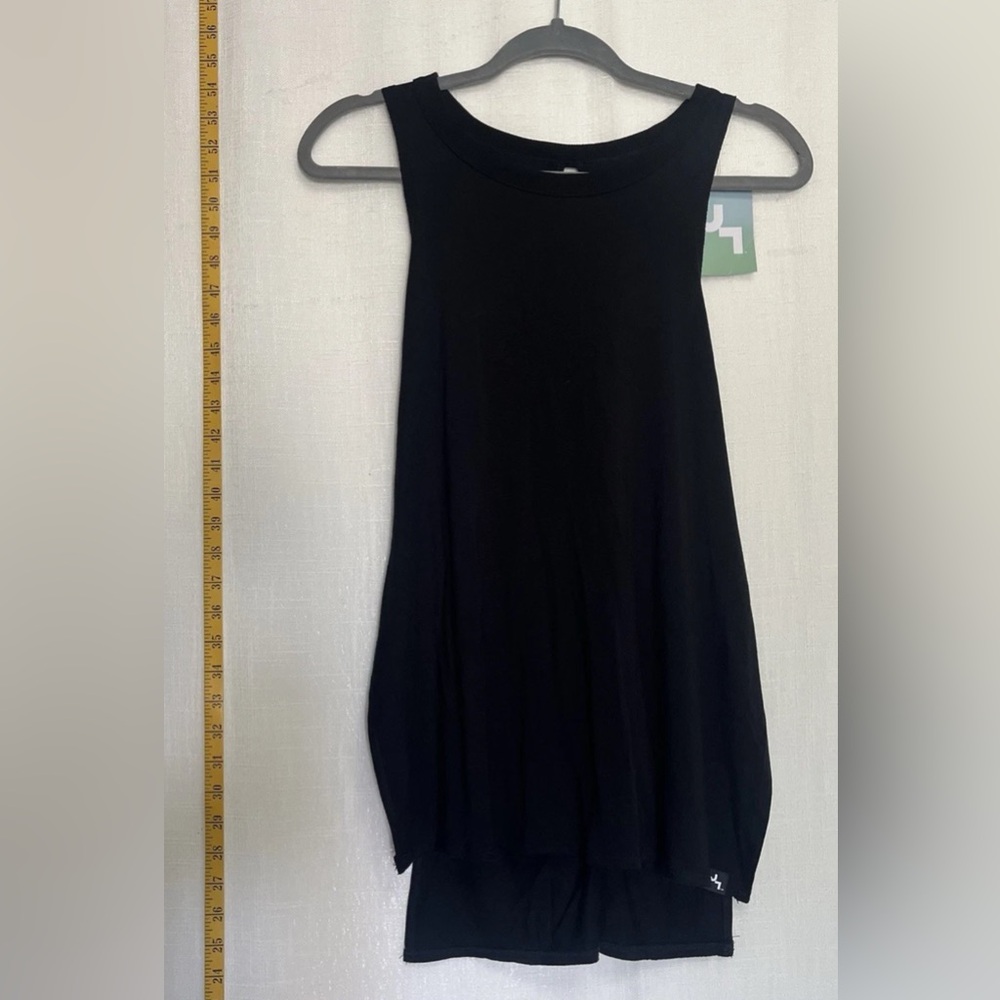 NWT JoyLab Women's Twist Back Tank Top Black Size M New With Tags